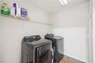 408 Strathmore Dr, Sharpsburg, GA 30277 - Photo 26