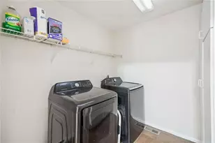 408 Strathmore Dr, Sharpsburg, GA 30277 - Photo 26