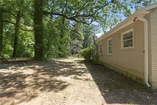 306 Ard Pl NW, Atlanta, GA 30331 - Photo 22