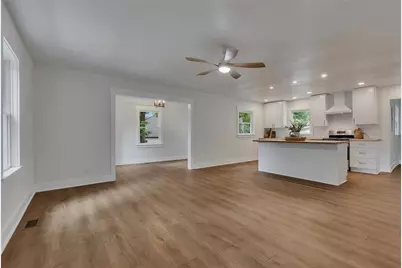 476 Freyer Drive NE, Marietta, GA 30060 - Photo 4