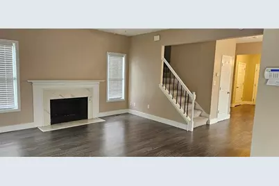 810 Metropolitan Parkway SW, Atlanta, GA 30303 - Photo 2