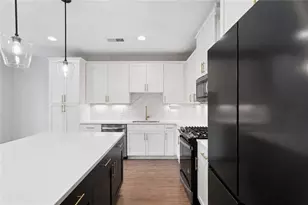 2011 Springfield Rd, Atlanta, GA 30318 - Photo 6