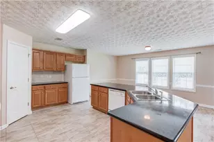 69 Clubhouse Dr, Jefferson, GA 30549 - Photo 10