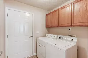 69 Clubhouse Dr, Jefferson, GA 30549 - Photo 26