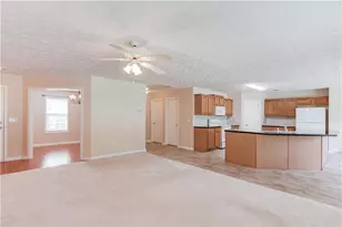 69 Clubhouse Dr, Jefferson, GA 30549 - Photo 8