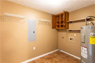 184 Wildflower Dr, Social Circle, GA 30025 - Photo 18