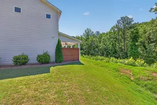 2113 Buford Town Dr, Buford, GA 30518 - Photo 28