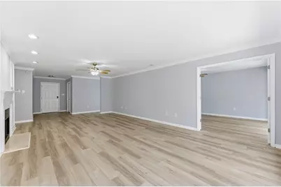 33 Plantation Drive NE #B, Atlanta, GA 30324 - Photo 6