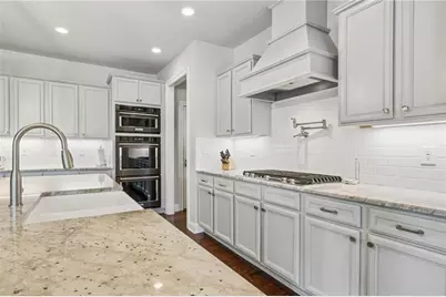 3353 Laurel Leaf Way, Buford, GA 30519 - Photo 16