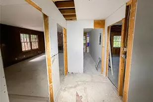 1512 Pine Circle, Lawrenceville, GA 30044 - Photo 2
