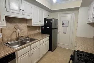 6851 Roswell Rd, Atlanta, GA 30328 - Photo 12