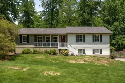 2795 Bentwood Drive, Marietta, GA 30062 - Photo 2