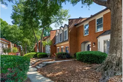 4182 Fernsberry Court, Duluth, GA 30096 - Photo 2