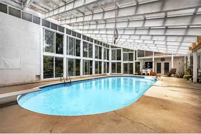 2742 Cliffview Drive SW, Lilburn, GA 30047 - Photo 22