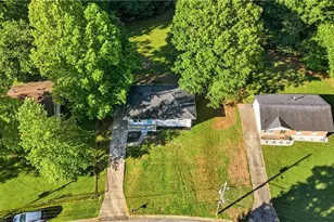 8399 Attleboro Dr, Jonesboro, GA 30238 - Photo 16