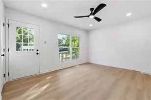 8399 Attleboro Dr, Jonesboro, GA 30238 - Photo 4