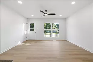 8399 Attleboro Dr, Jonesboro, GA 30238 - Photo 6