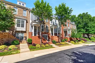 2159 Weldonberry Dr NE, Atlanta, GA 30319 - Photo 2