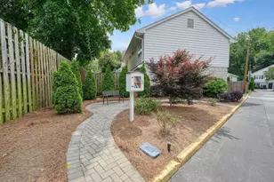 136 Peachtree Memorial Dr NW, Atlanta, GA 30309 - Photo 38