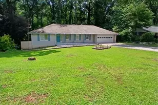 5808 Darry Cir, Norcross, GA 30093 - Photo 2