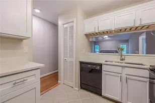 412 Teal Ct, Roswell, GA 30076 - Photo 10