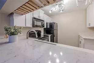 412 Teal Ct, Roswell, GA 30076 - Photo 6