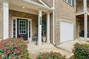 10139 Benton Woods Dr, Covington, GA 30014 - Photo 2