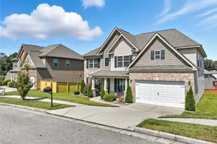 1132 Cotton Oak Dr, Lawrenceville, GA 30045 - Photo 2