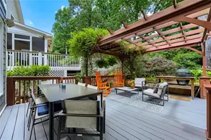 1617 Duncan Dr NW, Atlanta, GA 30318 - Photo 24