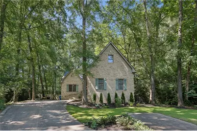 2094 Azalea Circle, Decatur, GA 30033 - Photo 2