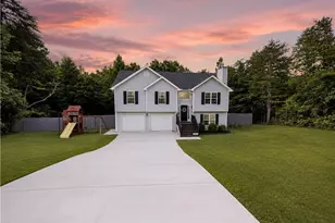 5510 Latham Manor Dr, Gainesville, GA 30506 - Photo 1