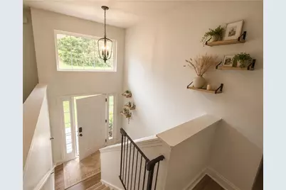 5510 Latham Manor Drive, Gainesville, GA 30506 - Photo 6