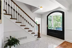 2912 Vinings Forest Way SE, Atlanta, GA 30339 - Photo 2