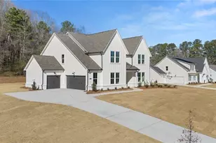 8320 Creekside Overlook Dr, Gainesville, GA 30506 - Photo 4