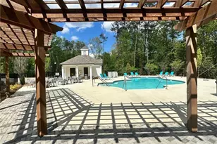 529 Clover Ln, Alpharetta, GA 30009 - Photo 12
