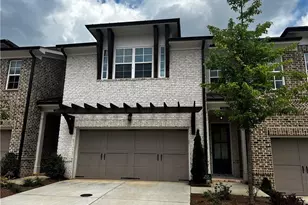 529 Clover Ln, Alpharetta, GA 30009 - Photo 2