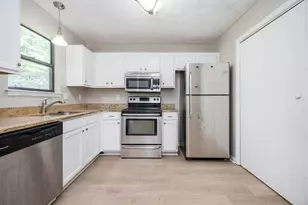 3190 Cape Cir, Alpharetta, GA 30009 - Photo 12