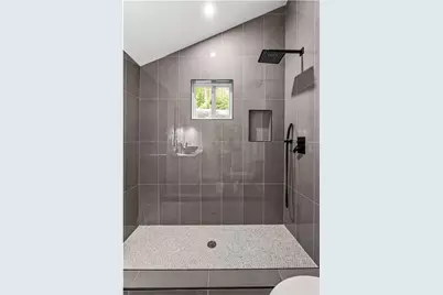 1111 Hillcrest Drive SE, Atlanta, GA 30316 - Photo 10
