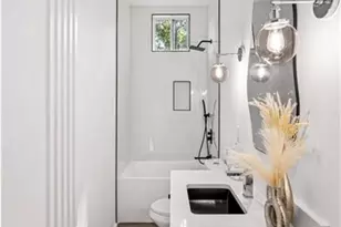 1111 Hillcrest Dr SE, Atlanta, GA 30316 - Photo 14