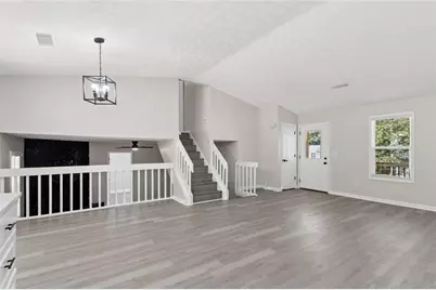 708 Greenhedge Drive, Stone Mountain, GA 30088 - Photo 12