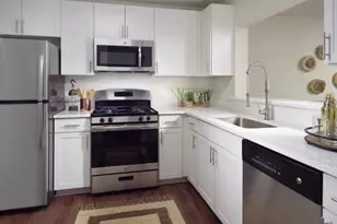 8 Cumberland Way, Smyrna, GA 30080 - Photo 2