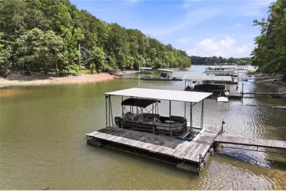 3721 Griffin Drive, Gainesville, GA 30506 - Photo 2