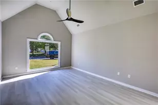 2111 Highland Club Dr, Conyers, GA 30013 - Photo 4