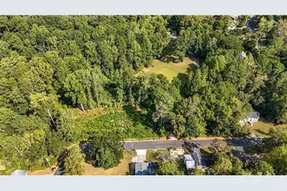 2627 Carol Circle, Douglasville, GA 30135 - Photo 2
