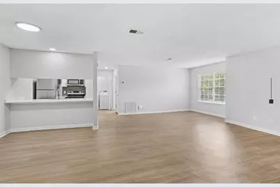 1113 Powers Ferry Place #1826, Marietta, GA 30067 - Photo 6