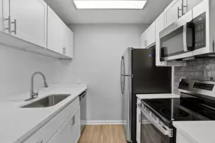 1113 Powers Ferry Pl, Marietta, GA 30067 - Photo 2
