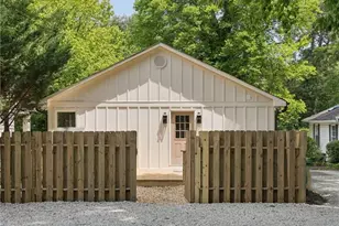 1307 Sylvan Cir NE, Brookhaven, GA 30319 - Photo 40