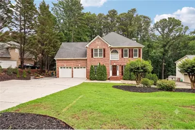 2125 Melrose Trace, Cumming, GA 30041 - Photo 2