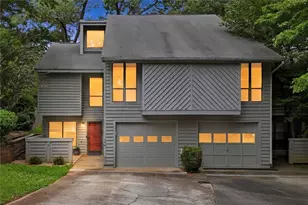 1098 Creatwood Pl SE, Smyrna, GA 30080 - Photo 2