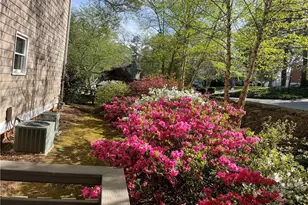 5240 Shasta Way, Marietta, GA 30062 - Photo 8